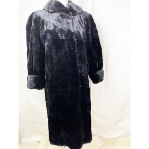 Vintage 1940's Sheared Mink Coat With Hidden Inside Pockets - Big Shoulders!